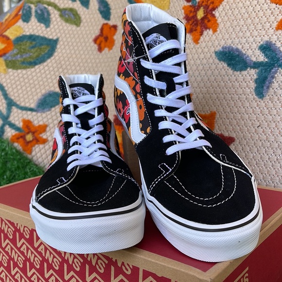 Vans Men’s Sk8-Hi Flower Black/Multi  sneakers - Picture 8 of 16